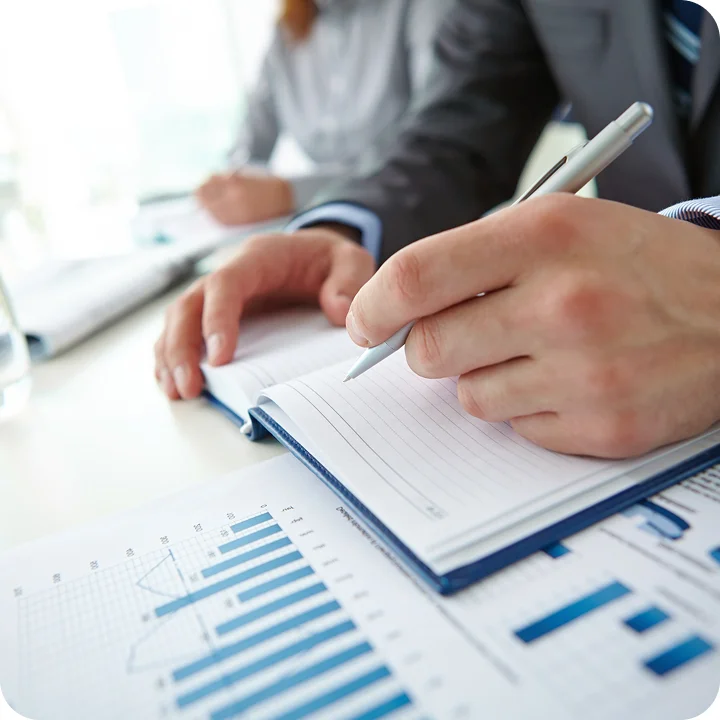 An OnPoint adviser walking a client through their plan